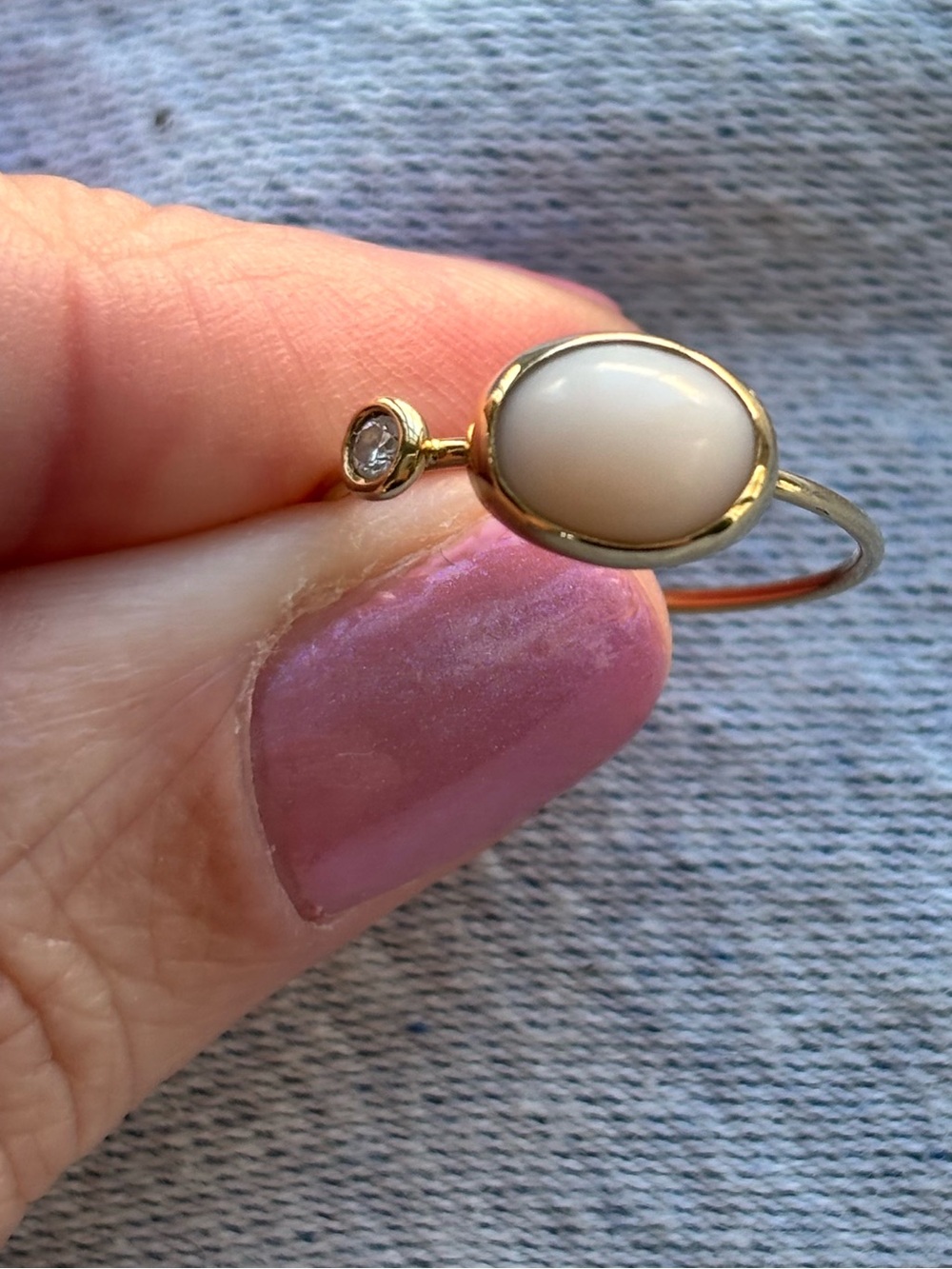 18k Ring with Opal & Diamond - As Is - Size 7
